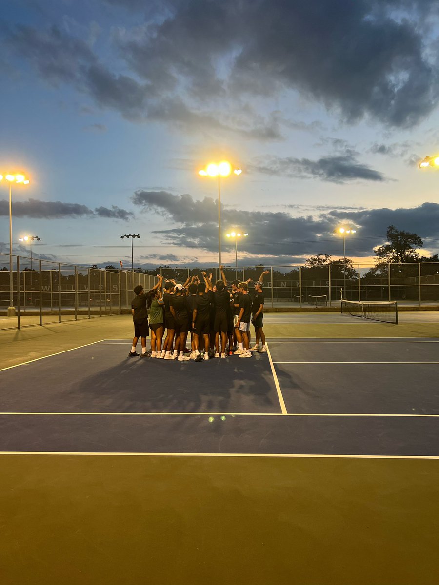 🚨ROUND 3🚨Come out and support your twolves as they take on Alamo Heights @ HOME @ 11 on Tuesday in the Regional Quarterfinals! Let’s go wolves!! #cpproud #twolves 🎾🎾