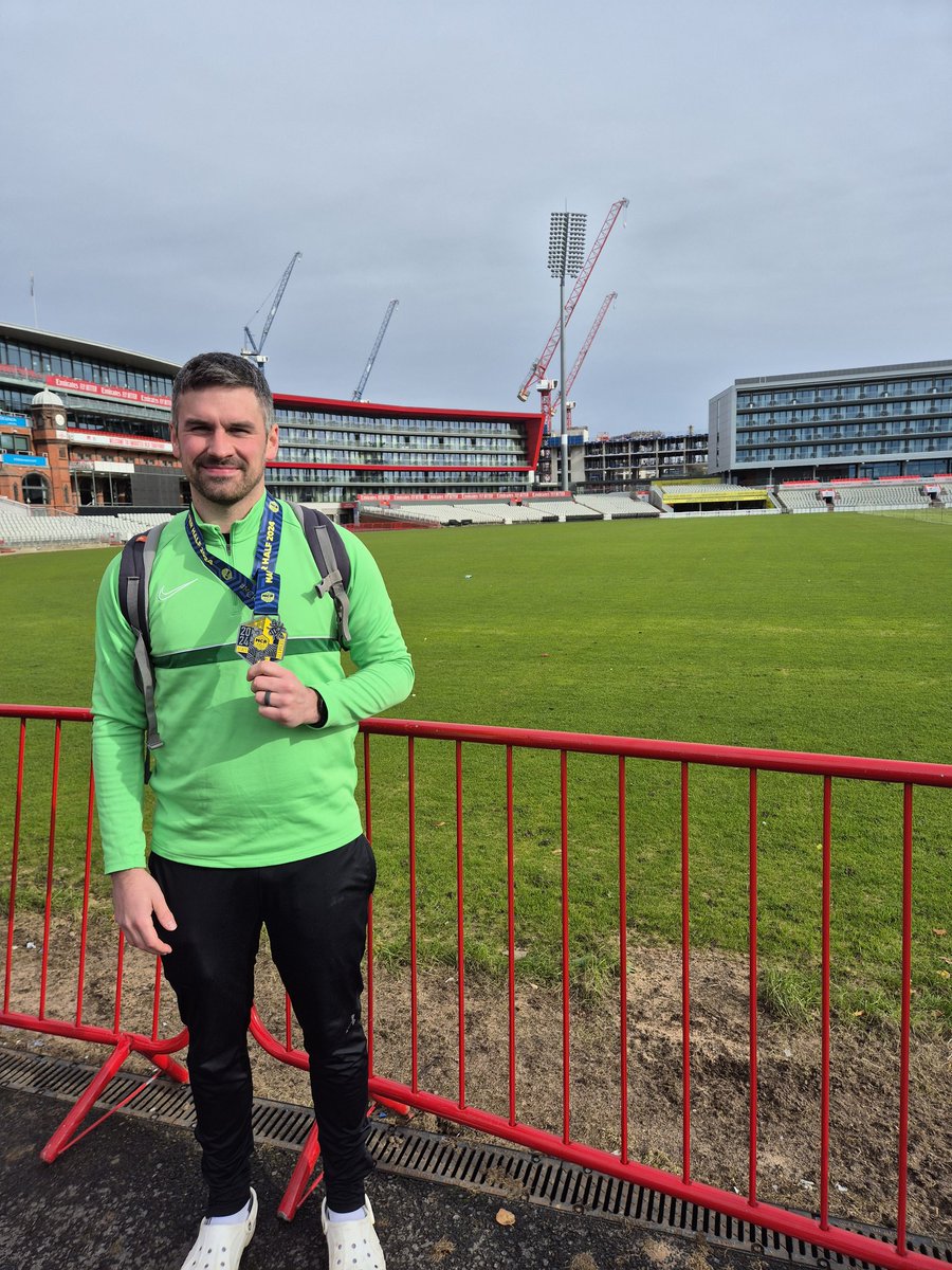 Alex Smith tweet media