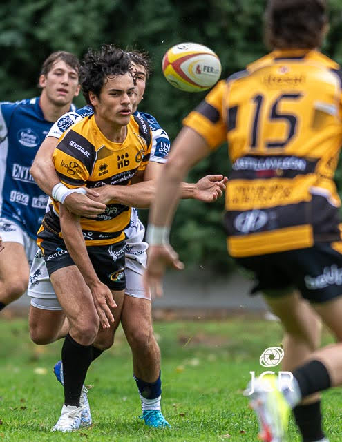 #Rugby #S23
Momentos (II)
<a href="/VRAC/">🧀 VRAC 🧀</a> VS <a href="/RugbyAparejos/">Recoletas Burgos - Caja Rural</a> 
📸 <a href="/JCRfotorugby/">Juan C Rodríguez</a> 

<a href="/ferugby/">España Rugby</a>