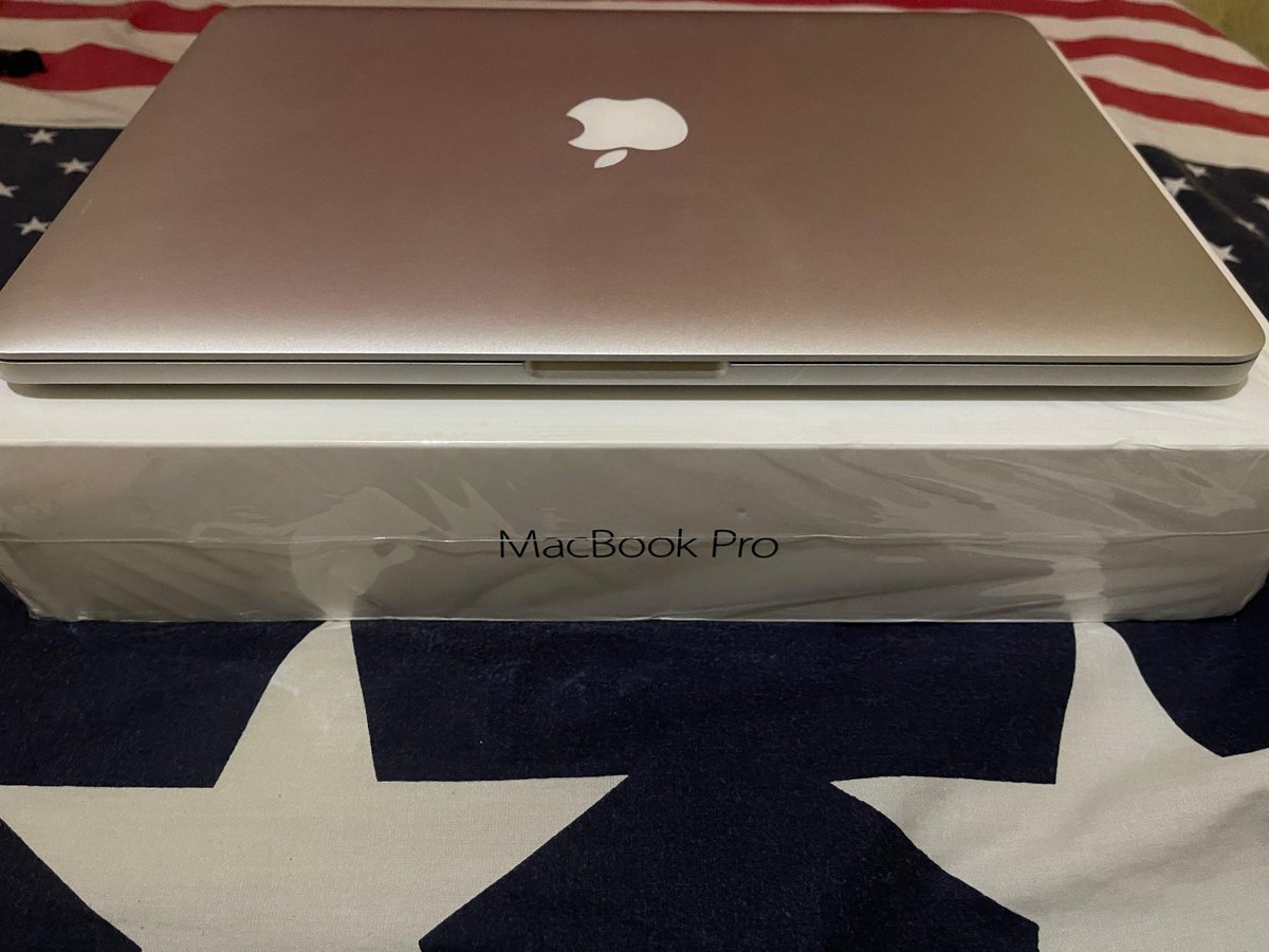 vitamiinn_'s tweet image. wts macbook pro retina 2015
8/256gb
cc 657 (batre masih bawaan, blm pernah ganti)

fullset, serial number di mac sm di box sama

#zonauang #MacBook #zonaBU