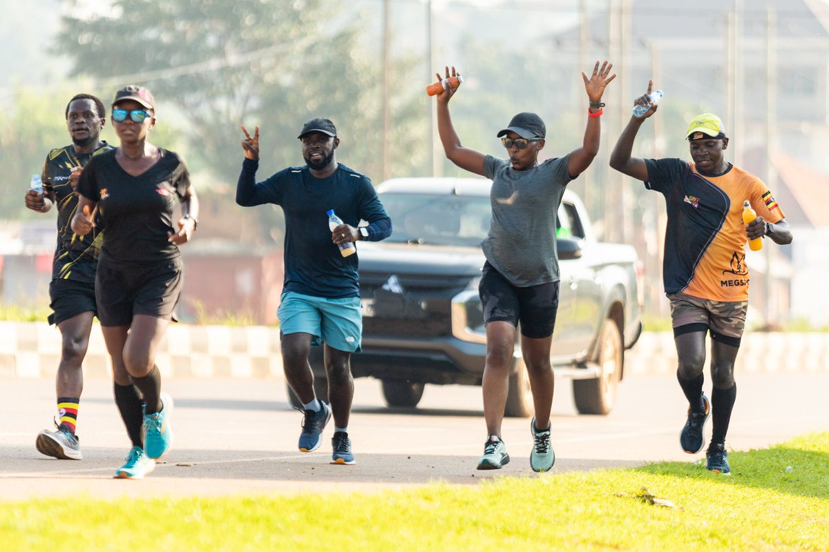 paceathletesC1's tweet photo. A day of vibes and hospitality: We are still buzzing from an incredible day of hosting the October edition of the @teammatooke Kla-Ebb run.

Thank you everyone for allowing us to show you our club’s hospitality &amp; culture. 

#VibesOnVibes #WeRunForFun https://t.co/ftffvK1aH7