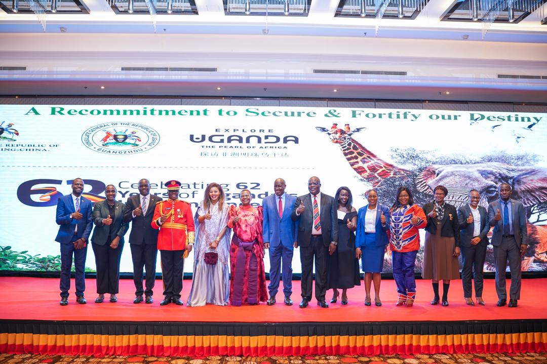 Uganda 🇺🇬 dazzled the audience at Beijing's Kempinski Hotel with a stunning cultural and tourism showcase during the 'Explore Uganda' #UgandaAt62 Independence celebration!🎉 

H.E. Amb. Oliver Wonekha, Uganda's Ambassador to China, highlighted #Uganda's unmatched appeal as