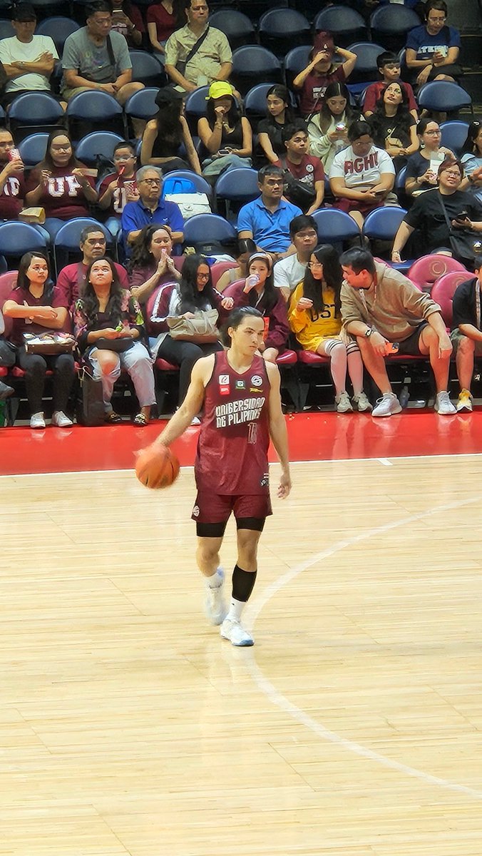 franklinfont's tweet photo. And of course we bring it home to UP pride 💚

Thank you @upmbt. We are ALWAYS rallying behind you.

#UPFight #UAAPSeason87 #LetsGoUP https://t.co/O4B6AWbOV2