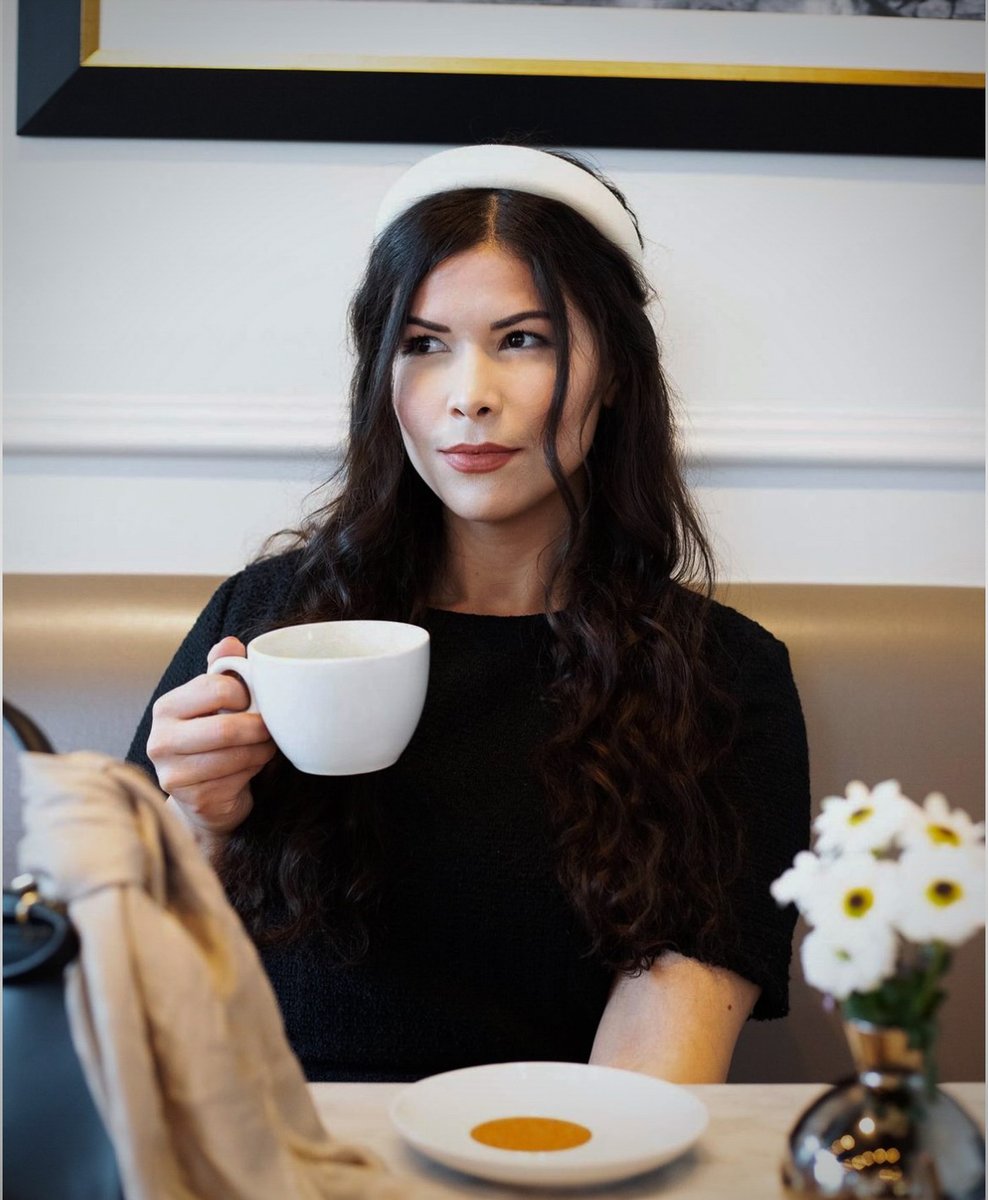 Coffee at Parisi Café.... very mindful, very demure 🖤