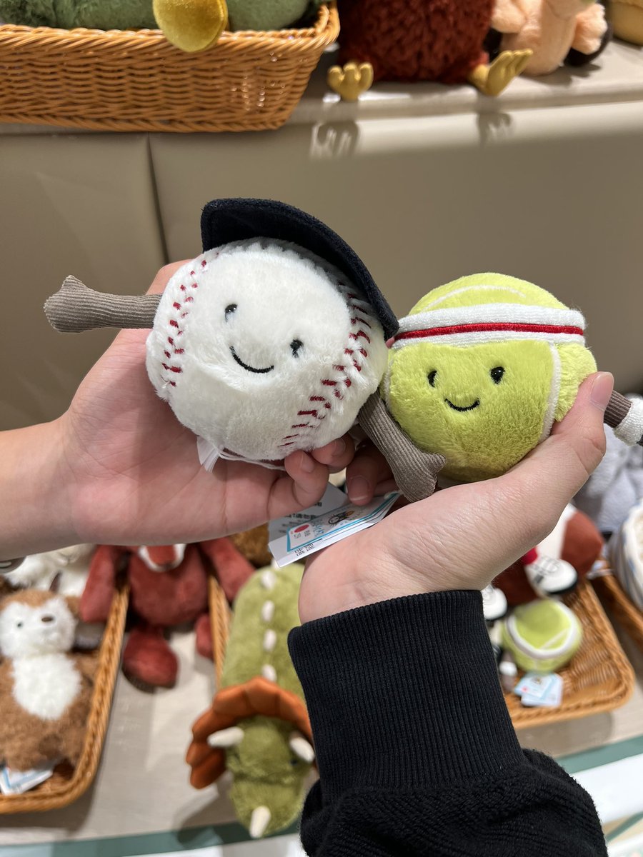 小棒球和小网球