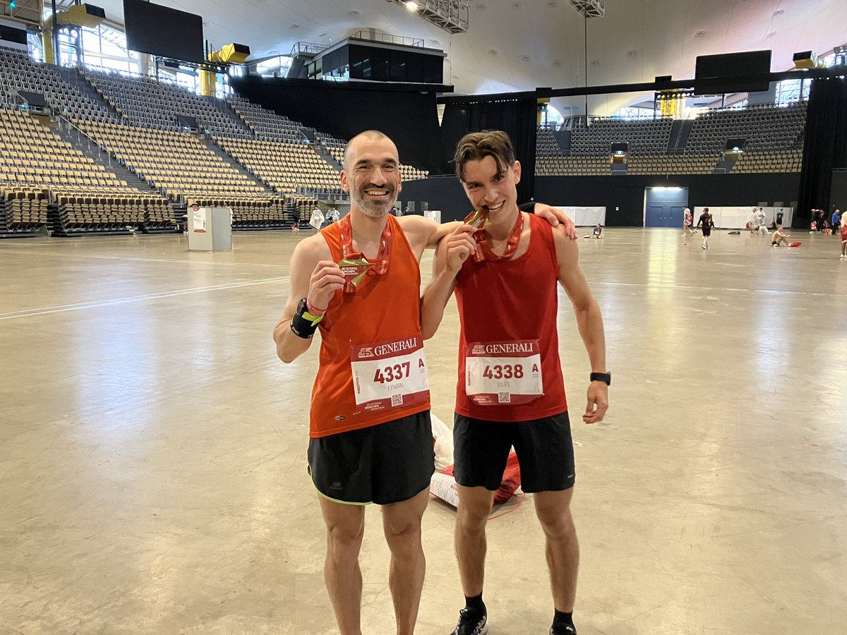 Marathon #39 à Munich avec Jules pour son tout premier ! Et le résultat 2:59:22… un joli Sub3 que je n’avais pas réussi à réaliser depuis longtemps !