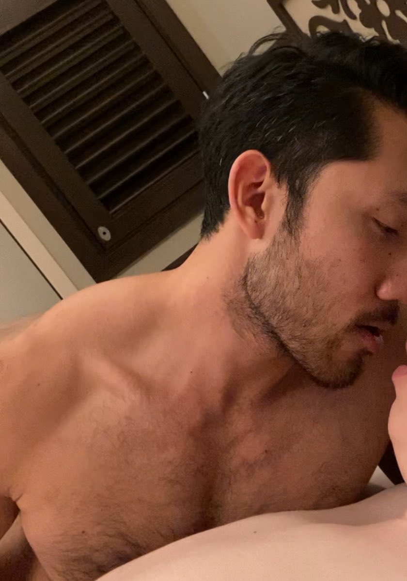 rowrowrowbit's tweet photo. Or u want Daddy Benz? Missing his sultry seductive eyes when he kissed me.

Can’t wait to see him soon.

200 retweets for more kissing action. https://t.co/tIcn0r5jNn