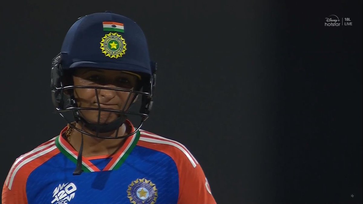 CricCrazyJohns's tweet image. HEARTBREAKING FOR KAUR 💔 

- 54* runs from 47 balls without much support from the other end, she always stands tall in the tough moments.