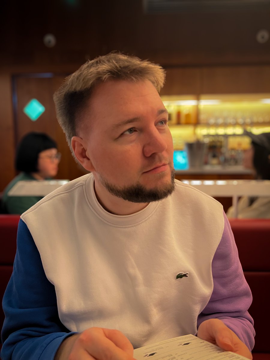Aaron tweet media