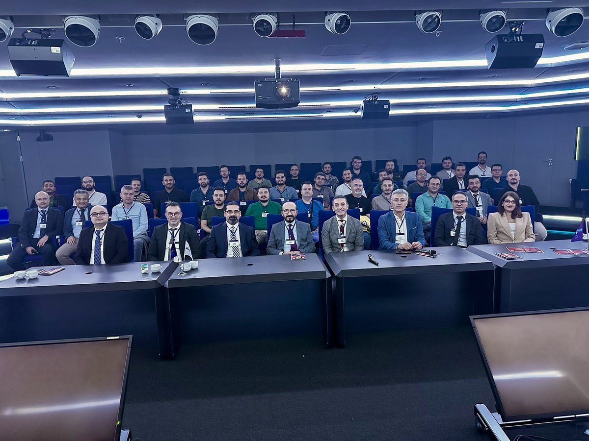ProfMuratArslan's tweet photo. 63rd Advanced Laparoscopic Urology Course completed at the Medtronic Training Center in #Istanbul dedicated to #memory of @AliSerdarGozen a true pride of Turkish #Urology whose contributions and legacy will never be forgotten @turkurolap @Uroweb @eauesut
#profdraliserdargözen https://t.co/Ayl8F99Xp8