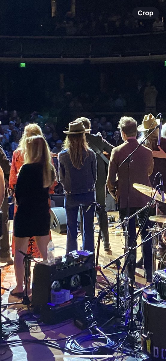 JillHennessy's tweet photo. Heavenly night honoring the great John Prine @countrymusichof w/ #YouGotGold supporting #HelloInThere -this year providing #HurricaneRelief 🙏🏽❤️ @stevepoltz on left! Photo by Amanda Delavante @JohnPrineMusic @ohboyrecords #Nashville #countrymusichalloffame https://t.co/OH3ixndBFQ