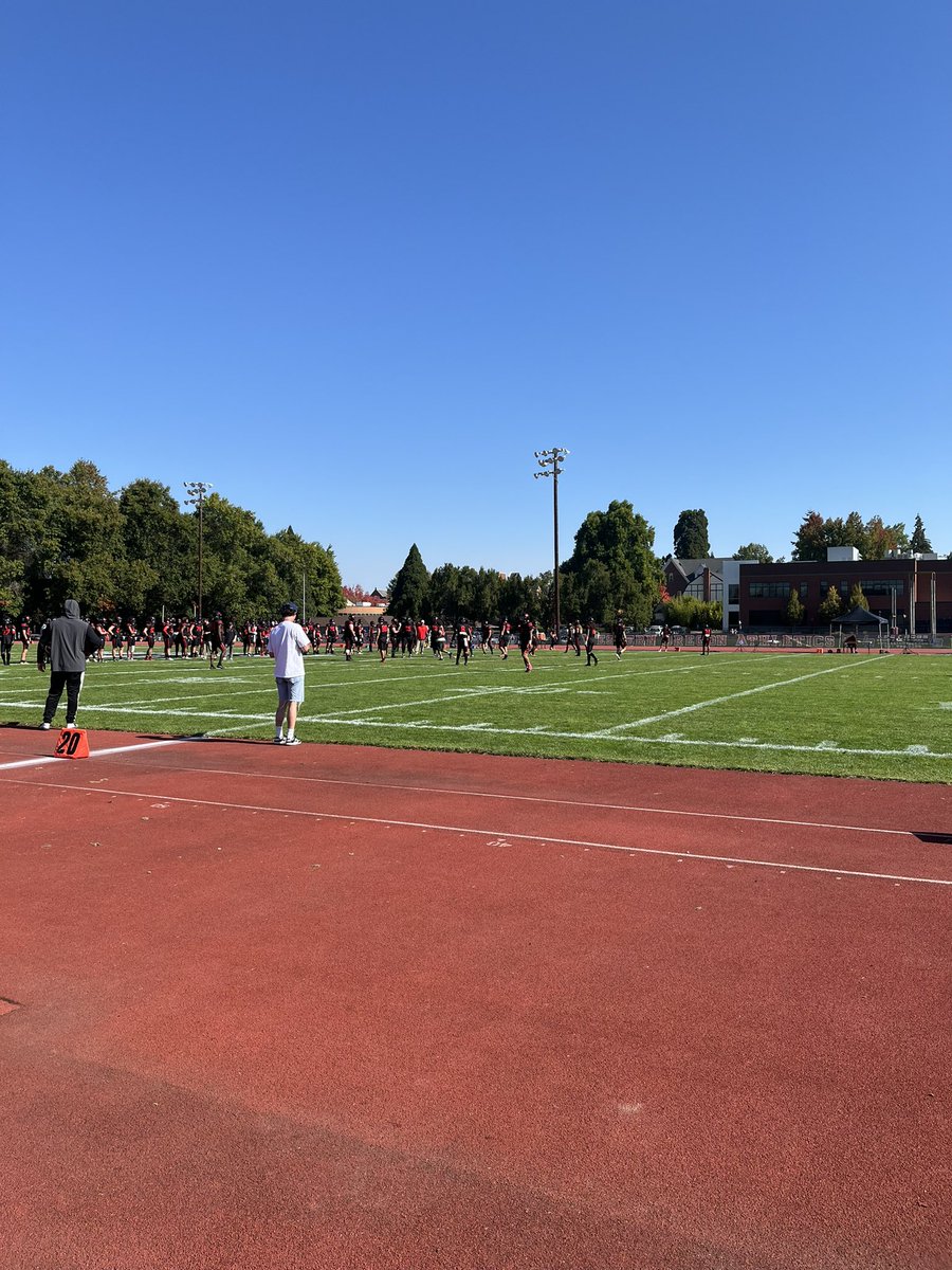 maxnowlin44's tweet photo. Thank you @MattOverlin and @gwinker2 for the game day invite to Western Oregon yesterday! I had a great time watching the team get a big win. https://t.co/t6I9xBRFFZ