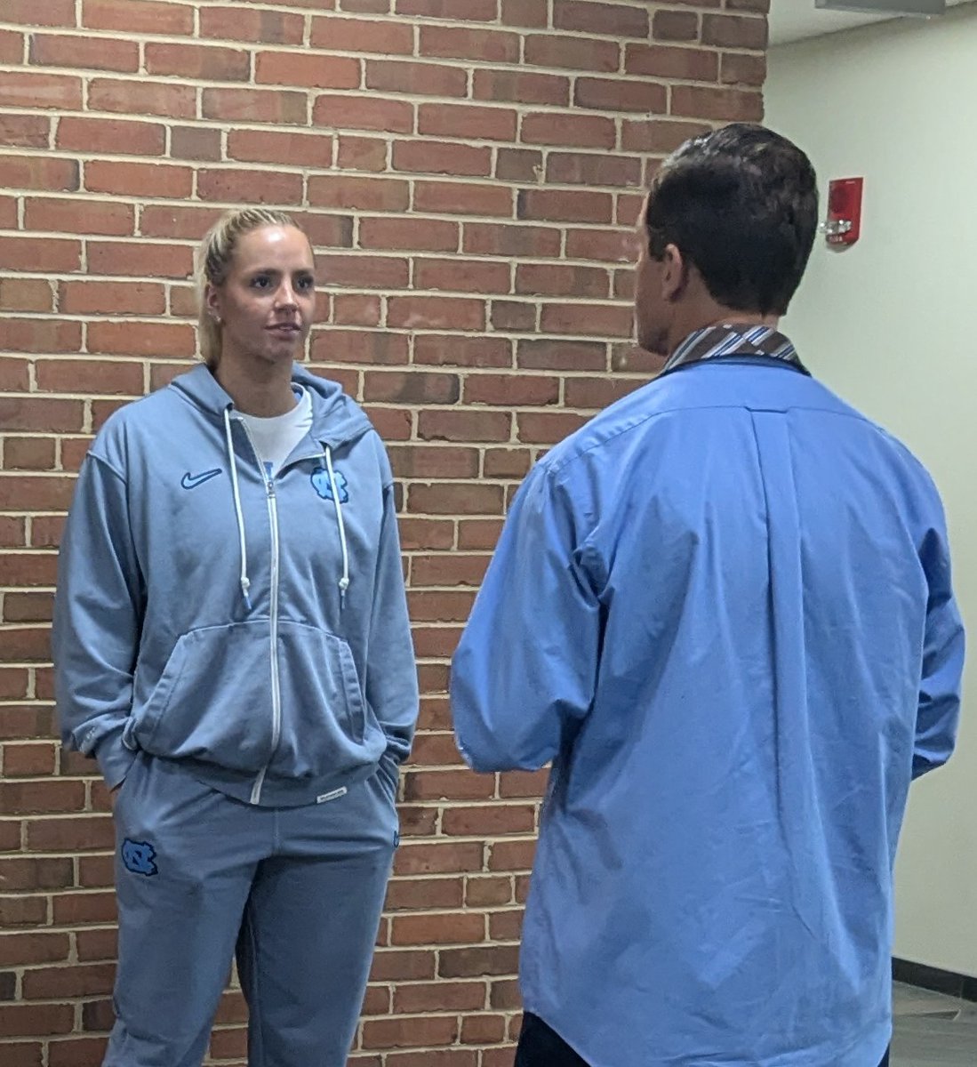 You don't want to miss what Zoe does on the broadcast in less than two hours 👀

#GoHeels