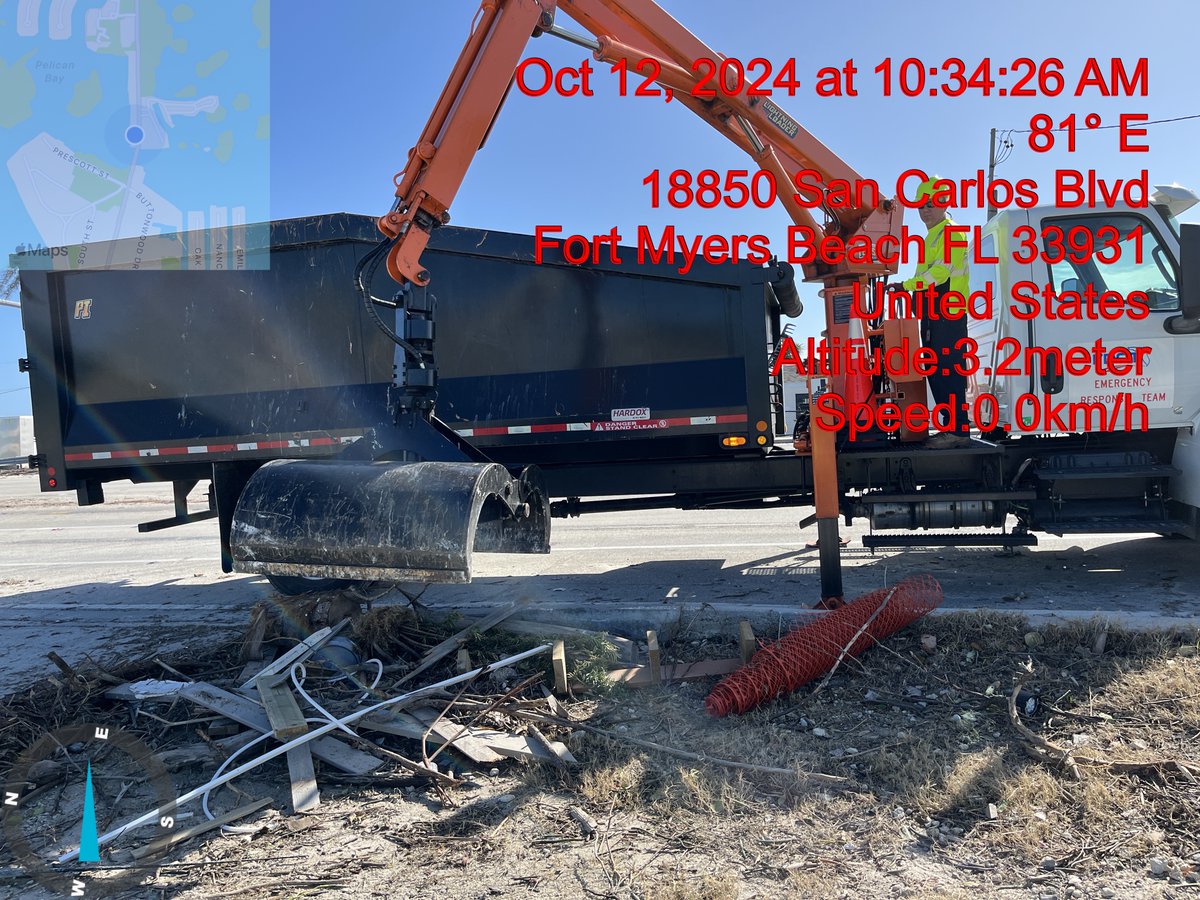 MyFDOT_SWFL's tweet photo. #FDOT maintenance crews have advanced their recovery efforts from #HurricaneMilton and transitioned to removing debris along state roads. It's a critical mission to the revitalization and resiliency of our communities. @MyFDOT #StayStrongFlorida https://t.co/CpXMwOTv1y