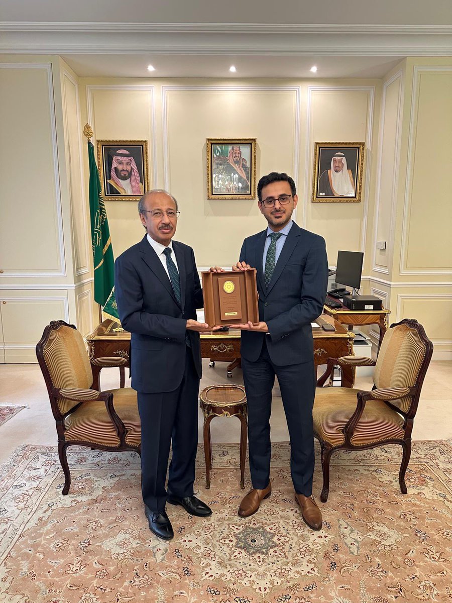 Arabie Saoudite en France tweet media