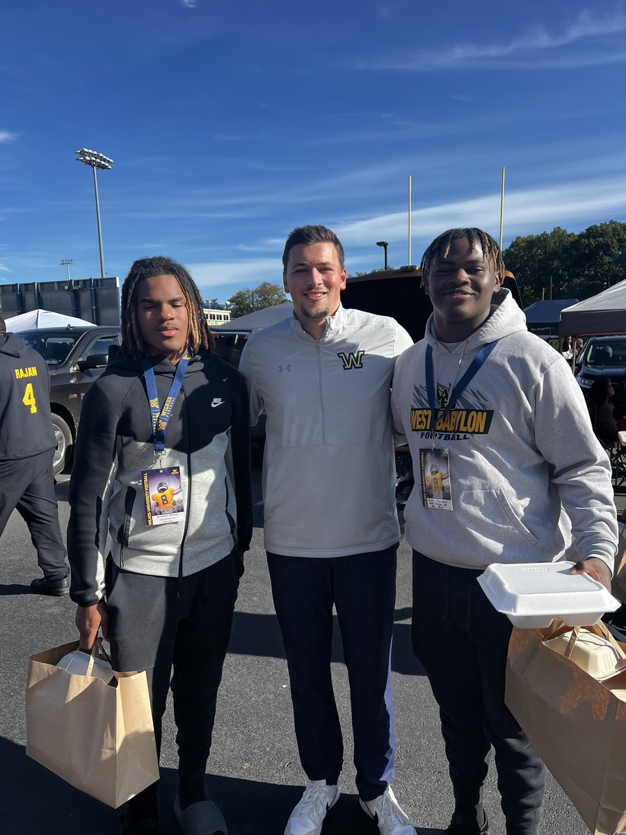 Kendrick Mohan (@mohankendrick6) on Twitter photo I Had a great Game Day visit. The tailgate party was awesome… good food and good people. Was nice being back on campus. <a href="/CoachHoovler/">Heath Hoovler</a> <a href="/jerryflora1/">jerry flora</a> <a href="/Coachal_71/">Coachal71</a> <a href="/ericoutlaw100/">Eric Outlaw</a> I Had a great Game Day visit. The tailgate party was awesome… good food and good people. Was nice being back on campus. <a href="/CoachHoovler/">Heath Hoovler</a> <a href="/jerryflora1/">jerry flora</a> <a href="/Coachal_71/">Coachal71</a> <a href="/ericoutlaw100/">Eric Outlaw</a>