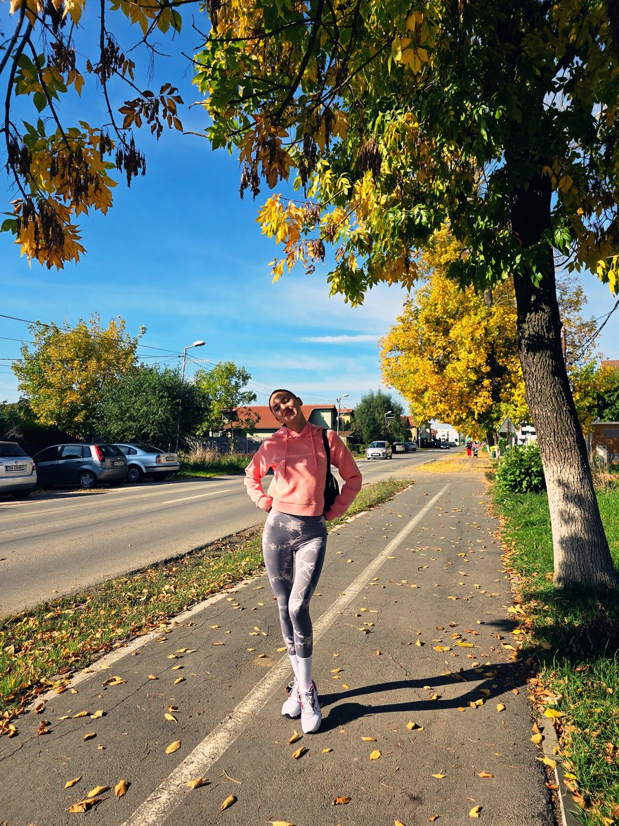 AnyaGray tweet media