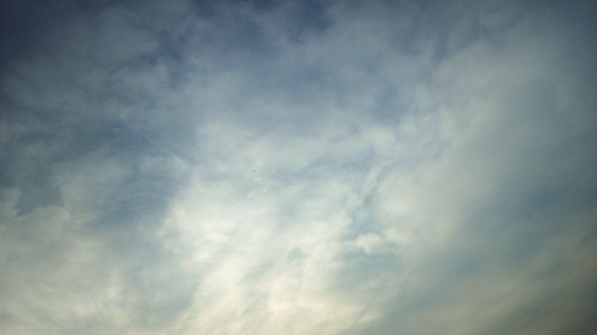 ostialostia's tweet image. a Sunday afternoon in North Italy 
#dimming #artificialclouds