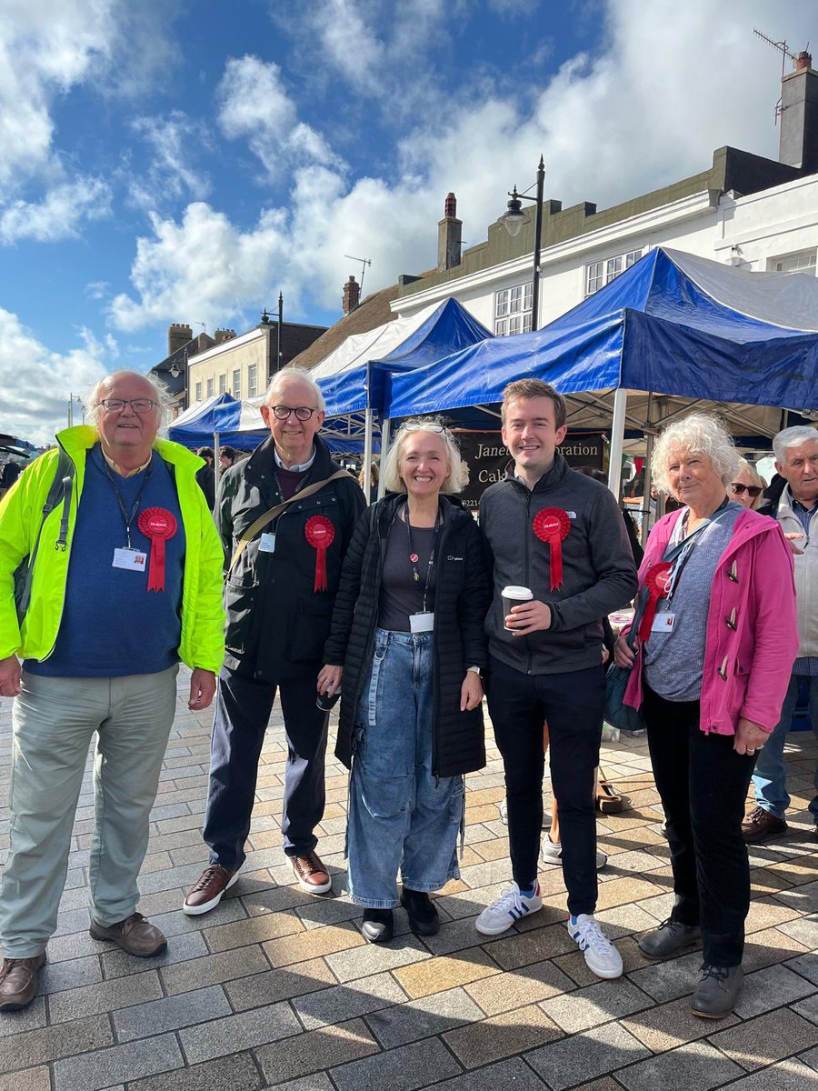 Tom4EWAS's tweet photo. A great weekend in the constituency including 6 hours of surgeries, held in Worthing and at Shoreham Farmers’ Market, as well as over the phone. 

Lovely to chat to many residents and pick up some incredible cheese at the market! https://t.co/db8S593pcw