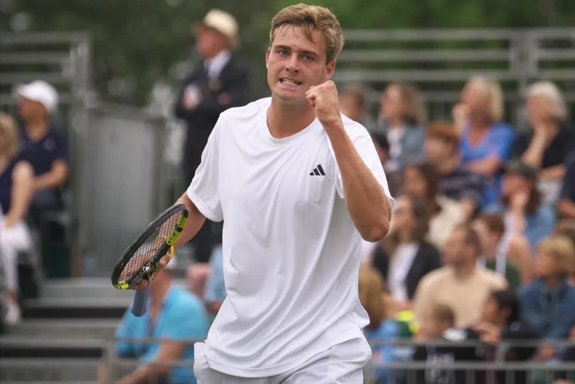 British Tennis Players On Tour๐ฌ๐ง (@britishtennisup) on Twitter photo JOHANNUS IN THE CHAMPION๐ 22 year old Johannus Monday๐ฌ๐ง wins M25 Louisville as he beats 4th seed Tyler Zink๐บ๐ธ in the final.
Huge congratulations and what a week <a href="/johannus_monday/">Johannus Monday</a>๐๐ผ๐๐ผ
Another very good college player to look out for๐ฌ๐ง๐๐ผ JOHANNUS IN THE CHAMPION๐ 22 year old Johannus Monday๐ฌ๐ง wins M25 Louisville as he beats 4th seed Tyler Zink๐บ๐ธ in the final.
Huge congratulations and what a week <a href="/johannus_monday/">Johannus Monday</a>๐๐ผ๐๐ผ
Another very good college player to look out for๐ฌ๐ง๐๐ผ