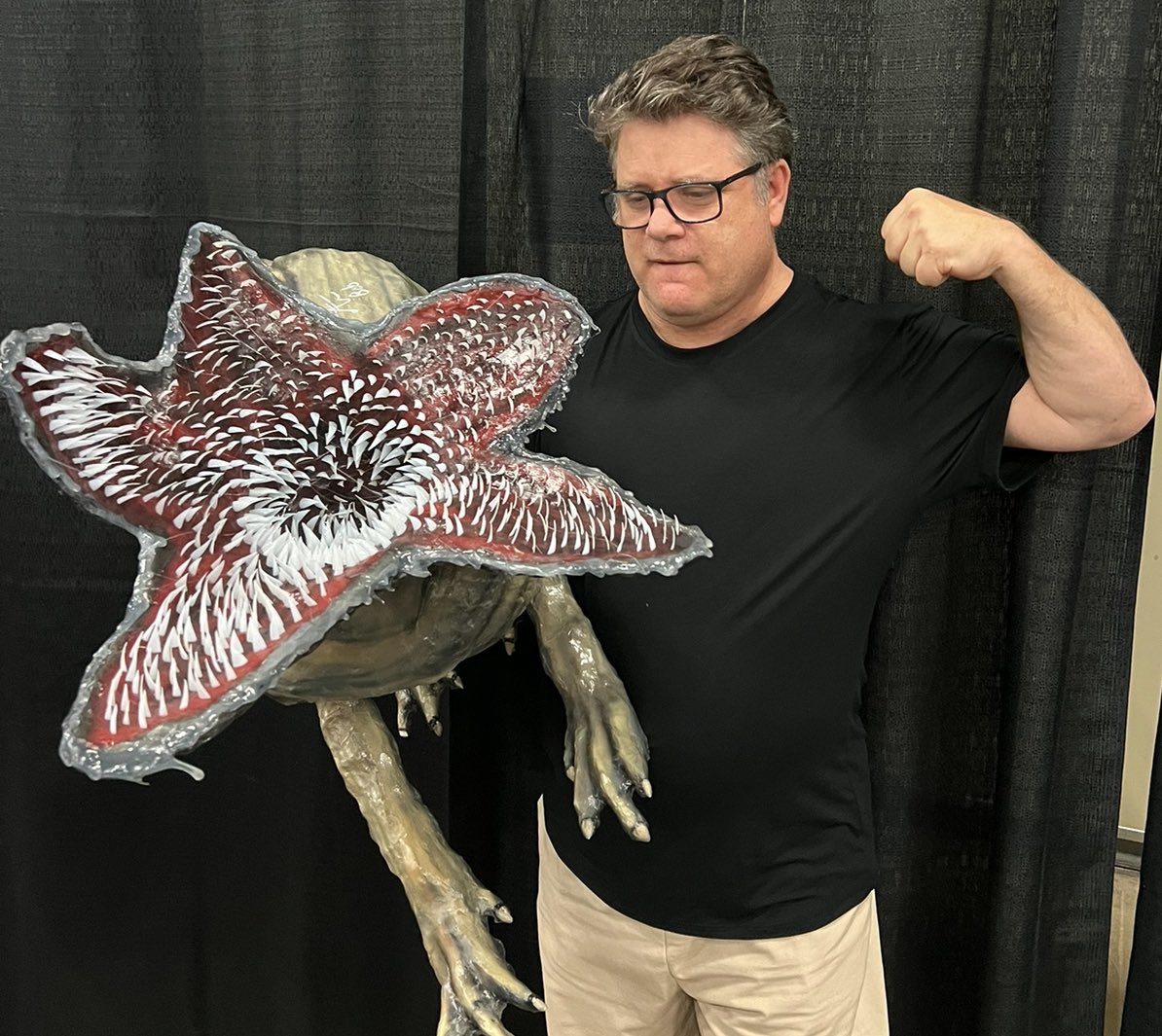 Sean Astin tweet media