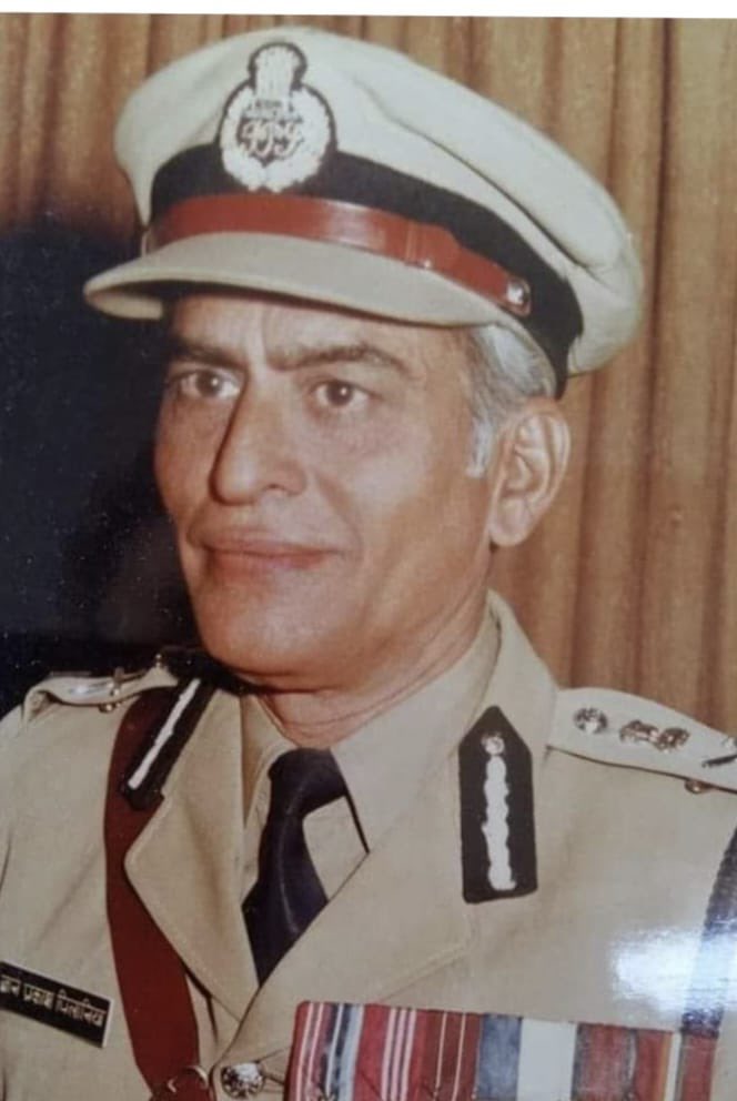 जाट आरक्षण आंदोलन के मजबूत स्तंभ रहे पूर्व डीजीपी ज्ञान प्रकाश पिलानिया जी का निधन समाज के लिए बहुत बड़ी क्षति है। आप सदैव समाज के ह्रदय में जीवंत रहोगे 
🙏🏻🙏🏻#pilaniyaji