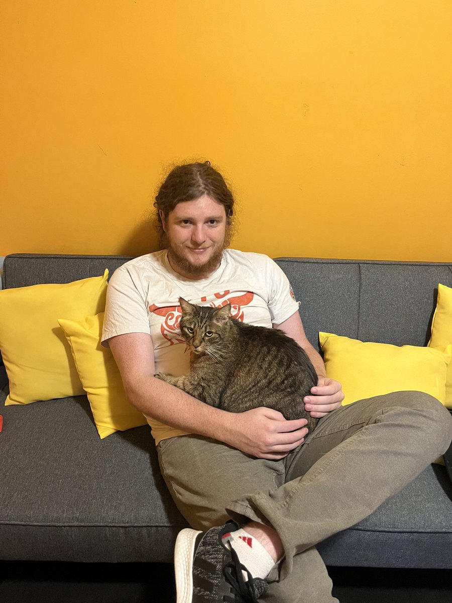 ImASlutForNina's tweet image. I love all the pets here💙💙💙 (shhhh I’m going to steal Mizu)👀👀👀😂😂😂