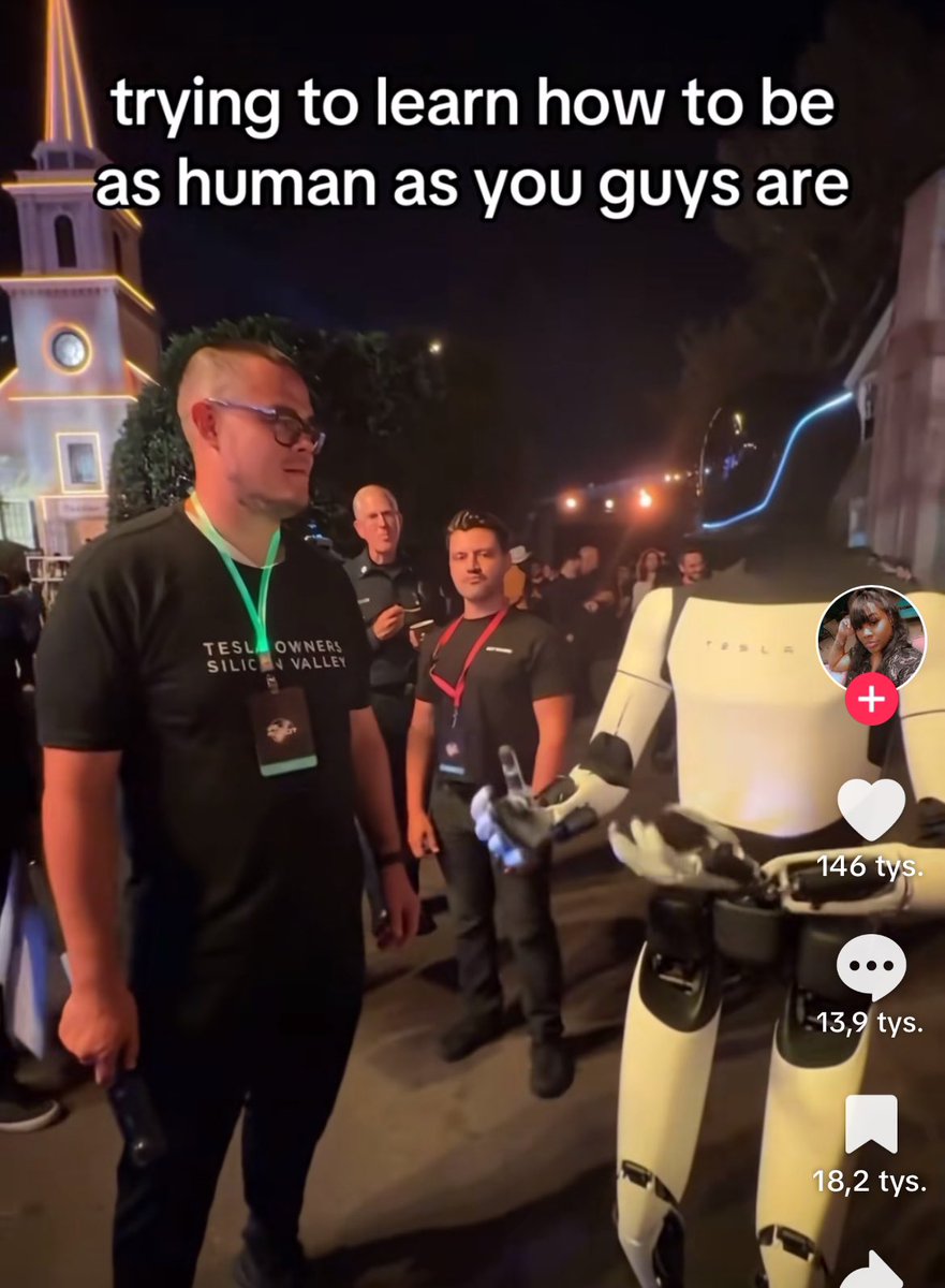 EmilyyPool's tweet image. I’m seeing a lot of Tik Toks about the Tesla robots and everyone is behaving really bad about this. But I am really exited cause finally is happening something new u guys don’ think so? Really I would like to try to see how is to life with a robot✨
#robot #teslarobot #tesla