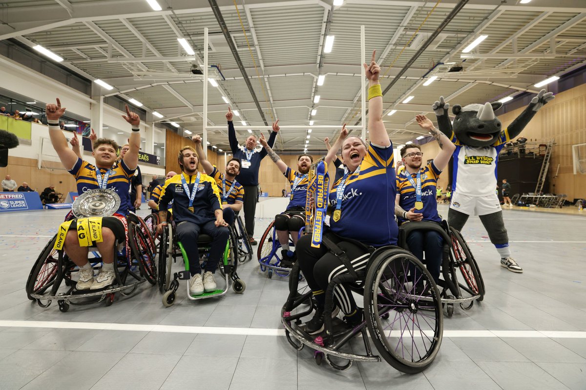 WalesRugbyL's tweet photo. Llongyfarchiadau to our Wales international player @JodieannWhRL for scoring a try in @leedsrhinos @RugbyLeeds @WheelchairRL @SuperLeague Grand Final win today before lifting the trophy as captain.
Arddechog! #falch #Cymru ๐ด๓ ง๓ ข๓ ท๓ ฌ๓ ณ๓ ฟ
Images: @swpixtweets https://t.co/RBWxVxxM1E