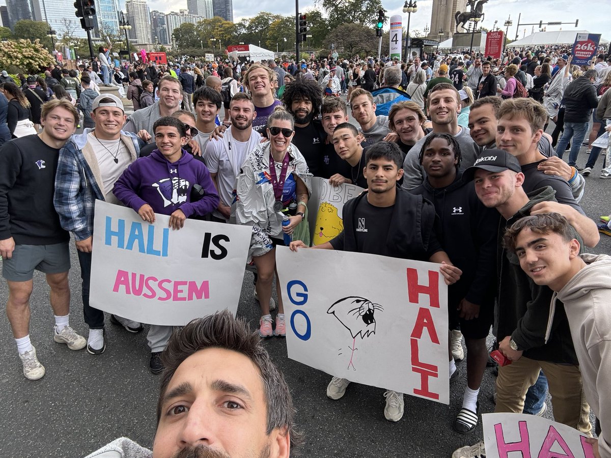 𝘾𝙤𝙣𝙜𝙧𝙖𝙩𝙪𝙡𝙖𝙩𝙞𝙤𝙣𝙨 to our outstanding athletic trainer, Hali Aussems, on running the <a href="/ChiMarathon/">Chicago Marathon</a>! 🏃‍♀️