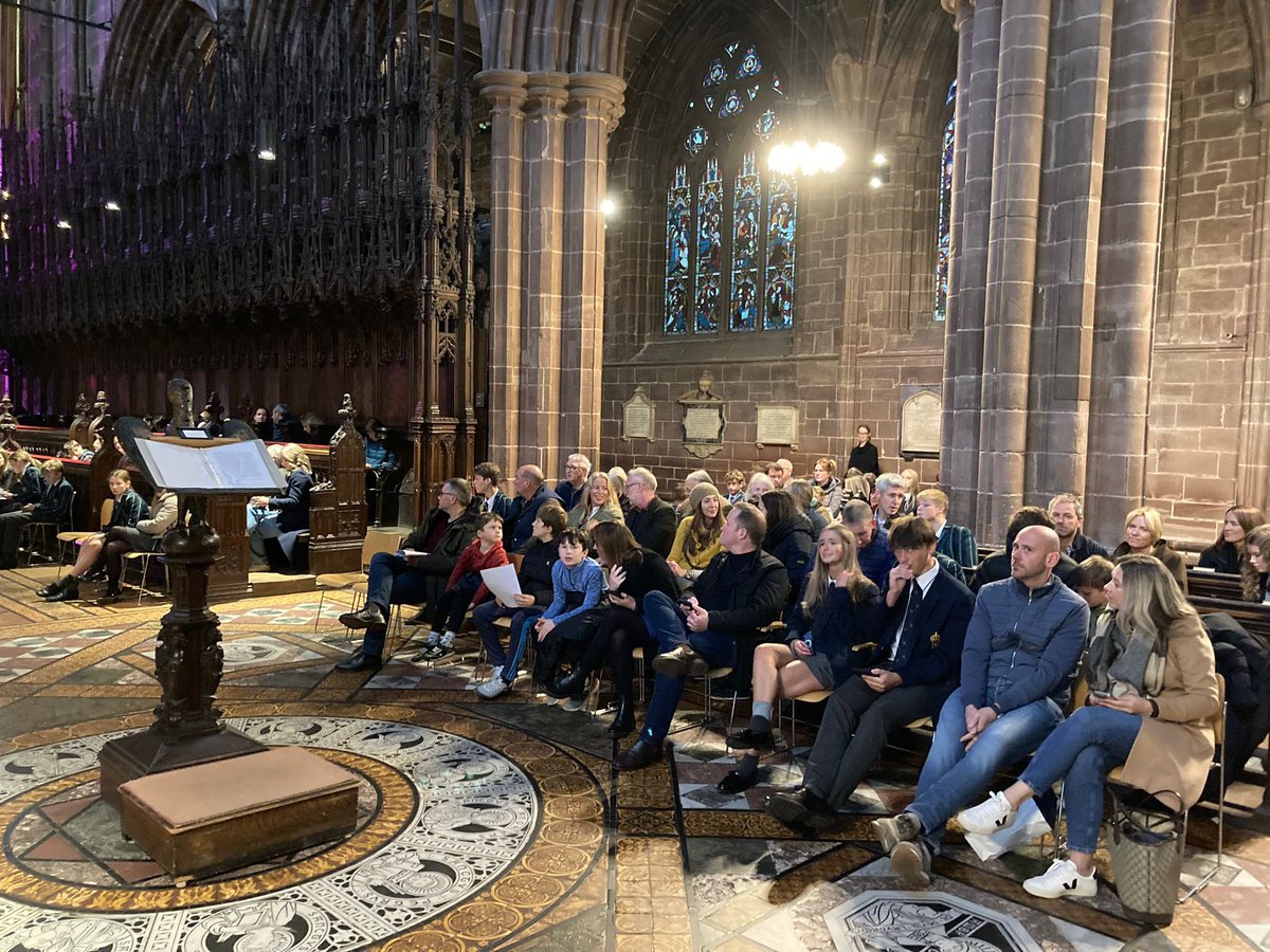 It was the turn of Walsh House and our Schola to lead Evensong <a href="/ChesterCath/">Chester Cathedral</a> this evening. Thank you Mrs Aldridge, Mrs Whitfield and all tutors, pupils and their families for taking part in a lovely <a href="/kingschester/">The King's School</a> service.