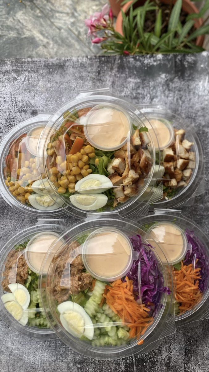 We’ve got you covered for lunch 👌🏾. 
Kindly patronize, refer and repost please 🙏🏾🥺. 
📍: Abuja