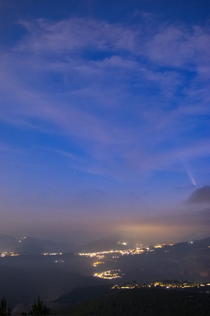 Yihaaaa! A simple vista nada pero siete de la cámara! A ver si mañana no hay niebla..... #TsuchinshanATLAS #comet #cielosesa <a href="/estelsiplanetes/">Joan Anton Català Amigó</a> <a href="/parcastroprades/">Parc Astronòmic Prades</a>