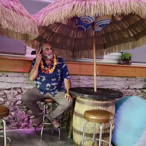 Moments before taking the stage at the Hawaiian Oktoberfest in balmy 45 degree weather!