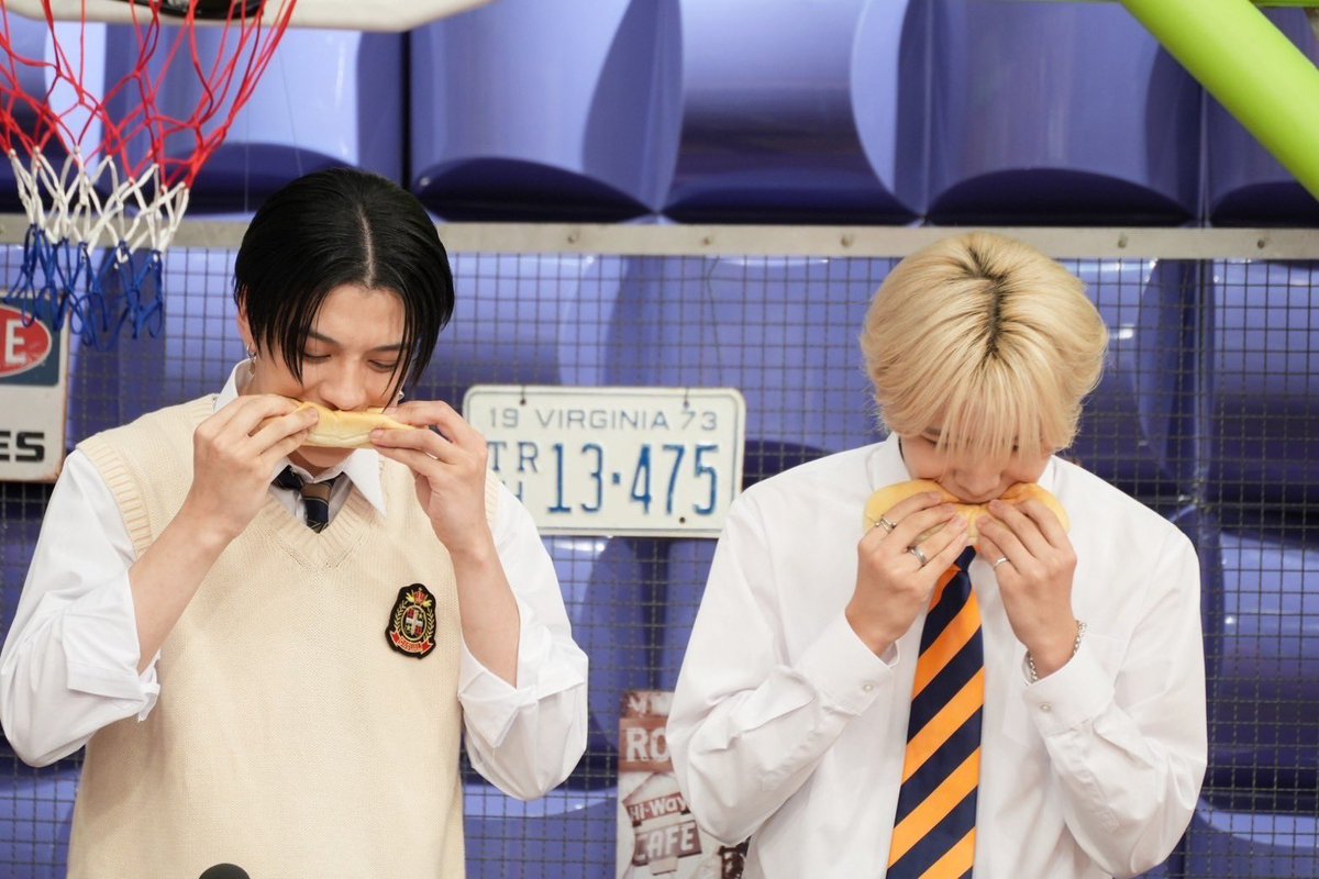 riruvibes's tweet photo. #Victoleague https://t.co/AafpuAjArx