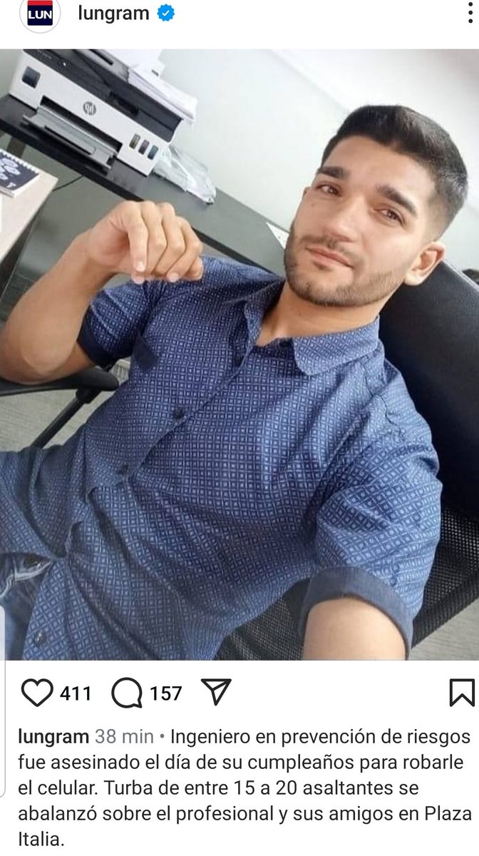 ser_camp's tweet photo. ¿Hasta cuándo mi Chile?
Una turba de entre 15 y 20 delincuentes matan a un joven prevencionista, en el día de su cumpleaños, por robarle el teléfono celular en Plaza Italia.
@Carolina_Toha @GabrielBoric 
@Chiletierradenadie @Gobiernodespierta https://t.co/908awUm0D9