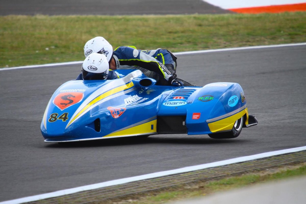 Laidlow joy and Blackstock/Rosney heartbreak at OPAL Fabrication Brands Finale. There could be no better place for the closing round than the Grand Prix Circuit at Brands Hatch. britishsidecarchampionship.co.uk/laidlow-joy-an…