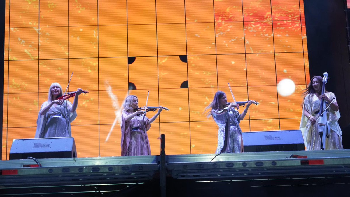 J Θ ɨ λ ર ί ß (@joiaribjoaquin) on Twitter photo The best-selling string quartet <a href="/BONDQUARTET/">BOND quartet</a> at Festival Internacional de Chihuahua 12-10-2024.
Wonderful concert by <a href="/EosCounsell/">Eos</a> <a href="/Tweettanialee/">Tania Lee</a> <a href="/elshanson/">Elspeth Hanson</a> #GayYeeWesterhoff #BOND The best-selling string quartet <a href="/BONDQUARTET/">BOND quartet</a> at Festival Internacional de Chihuahua 12-10-2024.
Wonderful concert by <a href="/EosCounsell/">Eos</a> <a href="/Tweettanialee/">Tania Lee</a> <a href="/elshanson/">Elspeth Hanson</a> #GayYeeWesterhoff #BOND