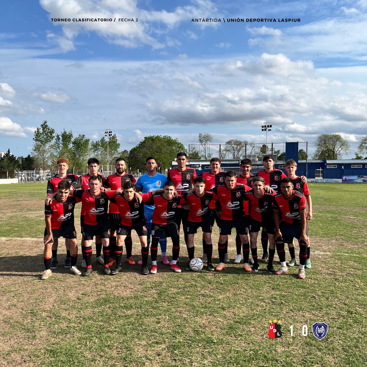 Clubudlok's tweet photo. GANOOO UDL❤️🖤

⚽️ Fútbol mayor 
🏆 Torneo Clasificatorio
📌 Fecha 2

👉🏼 PRIMERA 
@AntartidaClub 🆚 1 @futbolmayorudl 

⚽️ Agustín Sosa 

👉🏼 RESERVA 
@AntartidaClub 0 🆚 0 @futbolmayorudl 

#VamosRojoYNegro #ligaregional #futbolargentino #Clasificatorio #TorneoClasificatorio https://t.co/3WpuZkt2Zn