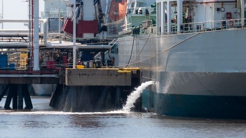 MarineInsight's tweet photo. What is Ballasting and De-ballasting?
Check out this article 👉 https://t.co/wgEwIfQIwV
#Ballasting #DeBallasting #shipping #shippingindustry #maritimeindustry #maritime #maritimesafety #MarineInsight #Merchantnavy #Merchantmarine #MerchantnavyShips https://t.co/hVIT8H5Y2i