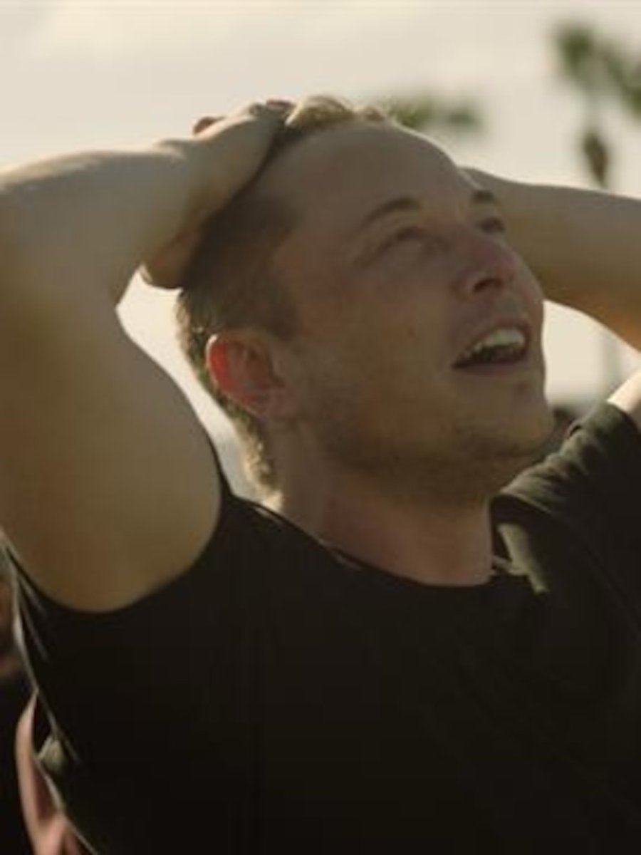 RobertMSterling's tweet image. You can’t sell a mass-market EV
You can’t make a Gigafactory
You can’t build a charging network
You can’t engineer your own rockets
You can’t reuse boosters
You can’t buy a social media platform
You can’t launch a satellite network
You can’t fight for free speech
You can’t catch…