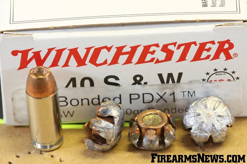 FirearmsNewsMag's tweet photo. The 9mm vs. 40S&amp;W: Which is Better?
Should you choose a .40 S&amp;W over a 9mm Parabellum? Here are a few thoughts on the mid-bore pistol cartridge. Read the full 
article here: https://t.co/Fuayy4Vhbt

#ccw #personalprotection #carrygun #9mm #40sandw #pro2a https://t.co/NmLRcvC4pA