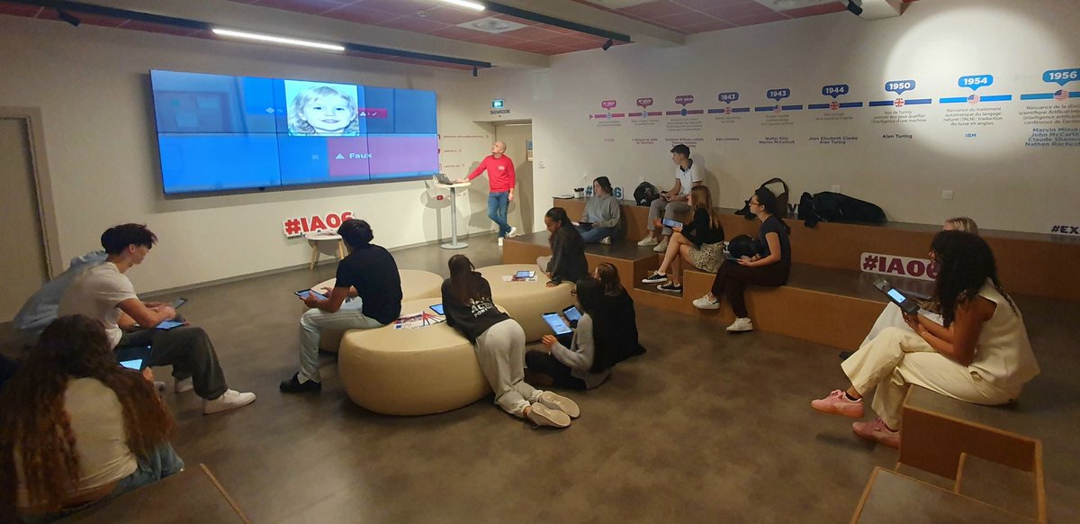 Vendredi les élèves de Terminale spécialité  du <a href="/lycee_audiberti/">lycée Audiberti</a> sont venus découvrir la #MIA06  et les secrets de l' Intelligence Artificielle. 🧠 Merci pour l accueil et la qualité des ateliers 🙏
#FDS2024 #Science #IA #culturescientifique #biot #daac_06