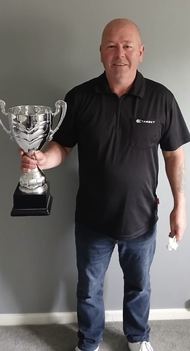 EuxtonCC tweet media