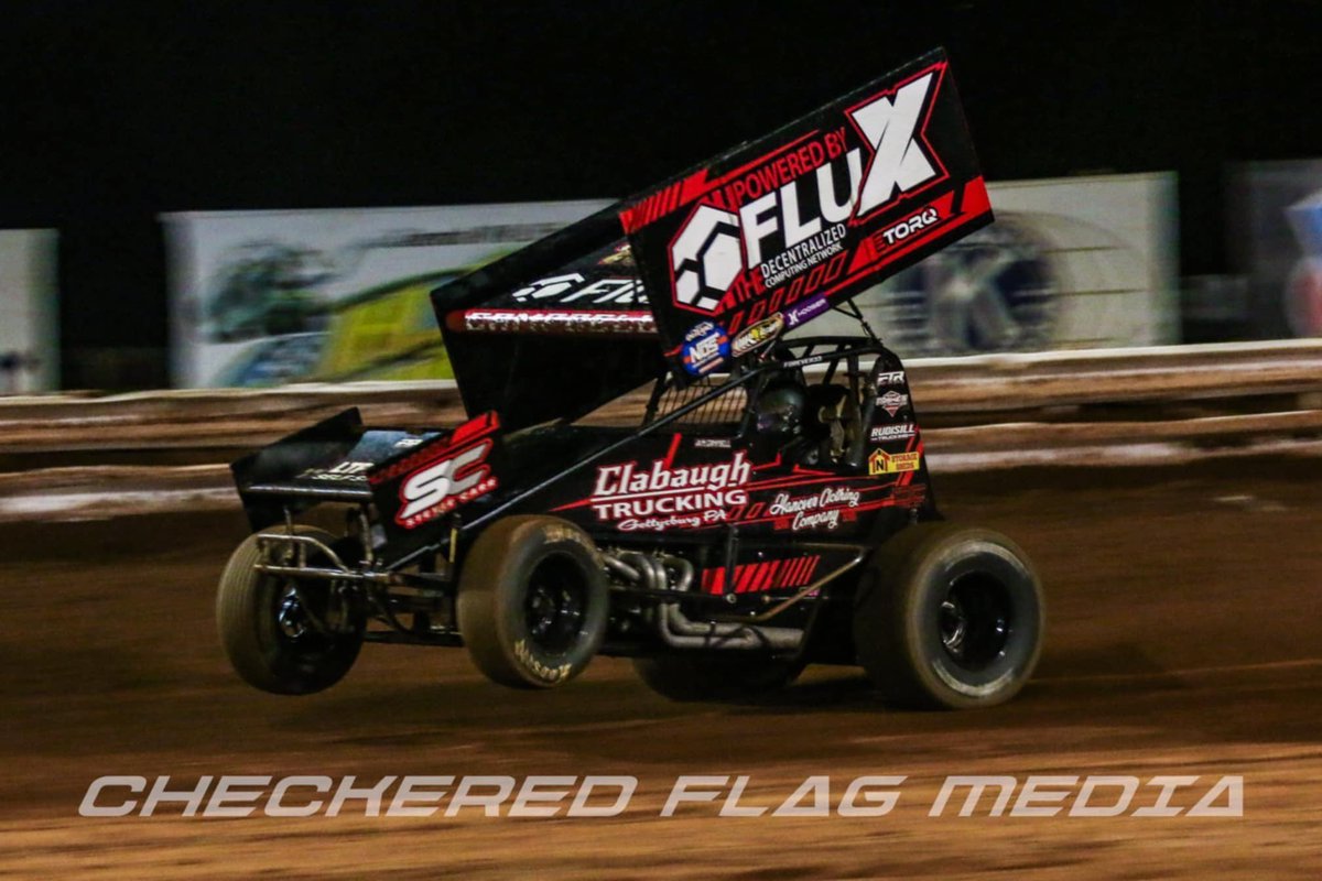 FluxUkraine's tweet photo. Зараз #FluxRacing автомобіль X змагається з командою
@WorldofOutlaws
Гонка вже триває, і ви можете стежити за нею на #FlowRacing . #Crypto #Web3 https://t.co/0Hwtd4kW8D