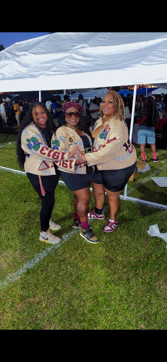 cand1sweets_'s tweet image. 10 years in the game❤️🔥
#deltaversary 
#etachapter