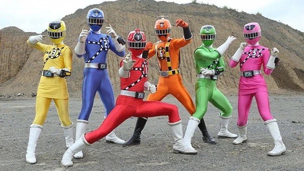 nicknewsok's tweet photo. I know the toxic people are going to cancel me (again) but... I still don't understand how they think these suits are so cool... and they make fun of the Cosmic Fury ones 😂 (No offense intended) (Proceed to do so) https://t.co/NQIKo74LRY