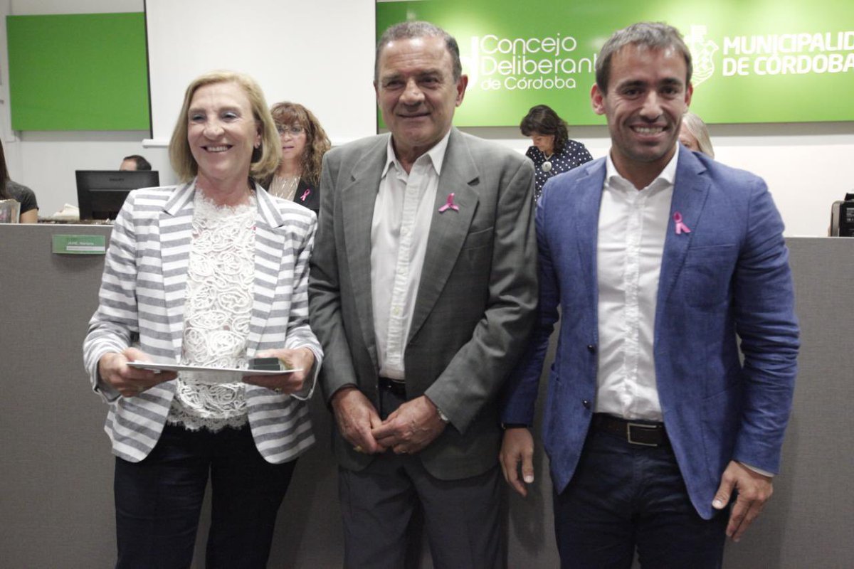 Hasta siempre querida Tía Ana . Solo decirte gracias por querer tanto a mis viejos . Fuiste una militante como pocas, decidida , honesta que nunca traicionó ni aflojó en las difíciles  . Hasta siempre… toda la familia te extrañará y recordará por siempre ❤️