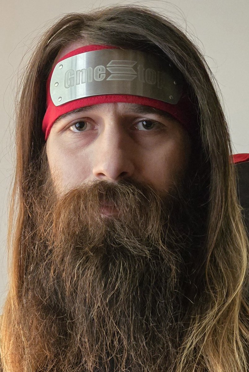 Octane_GT's tweet photo. @MustStopMurad see the Red Headband $GME on @solana @gmecoinsol i think you need to recognize that we are the cult community you preach about  we are the peoples coin we are a movement https://t.co/03a3L9R09I