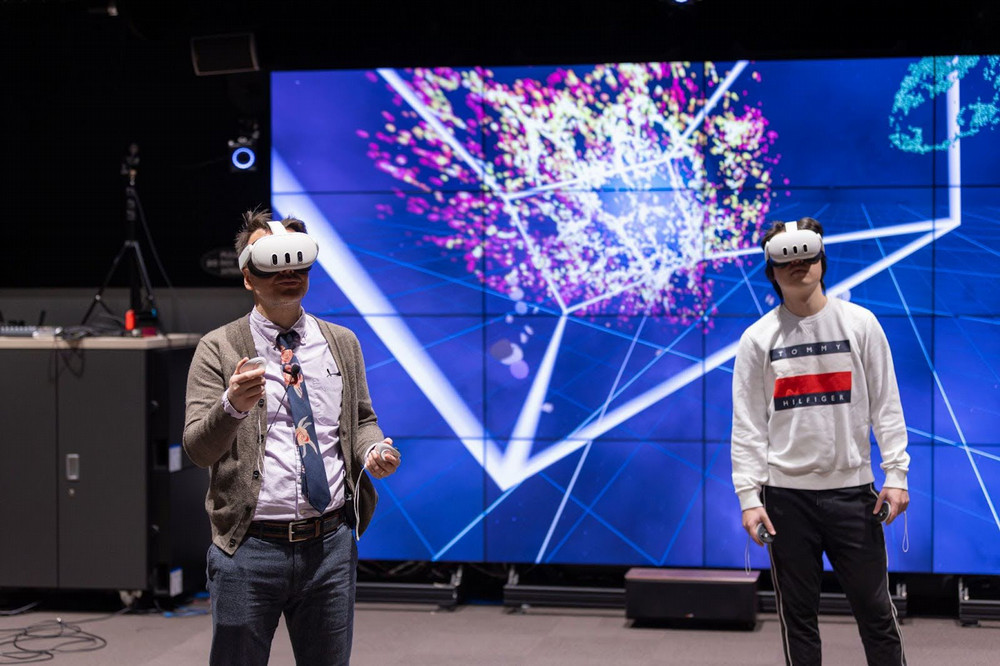 Purdue Science (@purduescience) on Twitter photo Excuse me while I touch the sky.🌠 #VR is allowing students immerse in the cosmos thanks to a collab with Prof. Danny Milisavljevic, of <a href="/PurduePhysAstro/">Purdue Physics&Astro</a>, and <a href="/LifeAtPurdue/">Purdue University</a>'s Envision Center's Collab XR. purduesci.com/3zUiWLD #astronomy #thenextgiantleap #boilerup <a href="/astro_dan_mil/">Danny Milisavljevic</a> Excuse me while I touch the sky.🌠 #VR is allowing students immerse in the cosmos thanks to a collab with Prof. Danny Milisavljevic, of <a href="/PurduePhysAstro/">Purdue Physics&Astro</a>, and <a href="/LifeAtPurdue/">Purdue University</a>'s Envision Center's Collab XR. purduesci.com/3zUiWLD #astronomy #thenextgiantleap #boilerup <a href="/astro_dan_mil/">Danny Milisavljevic</a>